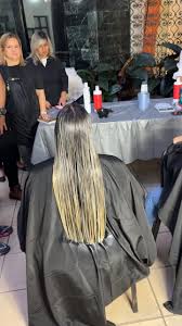 El grupo chevere y todo pero creo que es del Colegio Miguel de Cervantes no  para publicar cosas religiosas, me disculpan. Bien por la señora Liliana  que salió de donde salió pero