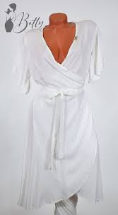 Átlapolt, deréknál megköthető ruha S/M/L in 2021 | Fashion, White dress,  Dresses