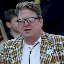 Dan Gable and Royce Alger will join in live during 'Snowed In With Dan  Gable' to give an inside look and extra commentary.