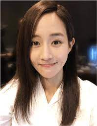 Jun 02, 2021 · 38歲女星張鈞甯向來給人氣質健康的形象，然而今年3月出席手機代言記者會時，身材暴瘦成紙片人引發眾人譁然，原來是為了新片保密的她有苦難言，僅以「不得已的苦衷」帶過暴瘦原因。不過相隔3個月，昨（1日）再度現身大陸參加香奈兒活動，不但亮麗登場更秀出一雙美腿，被不少陸媒激讚. Y2v1dvbjnh55bm