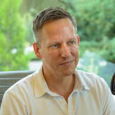 Masters of Scale: Escape the competition, with Peter Thiel