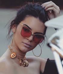 Sadece Iki Dakika Da Goz Alti Torbalarinizdan Kurtulmak Ister Misiniz Https Www Youtube Com Watch V C3vzqonkrva Kendall Jenner Red Sunglasses Kendall