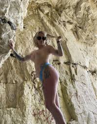 Model rescued after taking NSFW snaps in sea cave