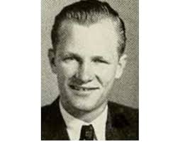 James Avery, a World War II bomber pilot who grew his artisan jewelry  business from his in-laws' two-car garage to a national retail chain, has  died. He was 96.