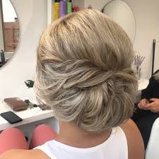Whilst a black tie event hairstyle will often be an up do, that doesn't mean that these are the only hairstyles that you have to choose from. Niki Royan Hair Beautiful Loose Updo For Black Tie Event Facebook