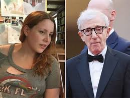 Moses dice que no había ningún tren eléctrico y que era imposible jugar en la abuhardilla porque estaba incompleto y lleno de trampas para ratones. Dylan Farrow Dylan Farrow On Sexual Assault Charges Against Stepfather Woody Allen I Am Credible I Am Telling The Truth The Economic Times