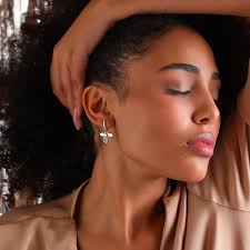 Bee Hoop Earring, Handmade Dainty Bee Earring, Personalized Gifts for Mom,  Minimalist Woman Pendant, Gifts for Daughter, Valentine's Gift