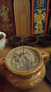Use a 1:3 ratio when mixing makko powder and herbs (e.g., one teaspoon powder for every three teaspoons of pulverized herbs). Incense Powder For Taoist Magic Of Cleansing Tin Yat Dragon