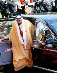 h h sheikh khalifa famous people famous academic dress