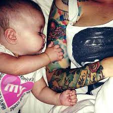 Pueden Tatuarse Las Embarazadas Belagoria La Web De Los Tatuajes