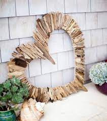 Am strand habe die kinder wohl eher zufällig eine blume aus muscheln gelegt. Basteln Mit Treibholz Diy Deko Mit Erinnerungen An Den Strandurlaub