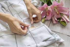 As much as you try to avoid it, dirt stains tend to crop up on your clothes, even when you least expect it. How To Remove Pollen Stains