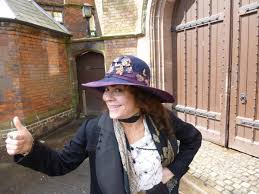 Peaky blinders is a british period crime drama television series created by steven knight. Sam Neill Twitterissa Aunt Polly Shelby Thepeakyblinder Macarthycolm Wallisannabelle Theotherjoecole Http T Co Stqtvlrjri