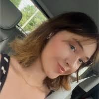 Louise Arroyo's Instagram, Twitter & Facebook