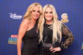Britney spears kostüm, britney spears birthday, britney spears fantasy perfume, britney spears outfits, britney spears albums, britney. Britney Spears Wished Jamie Lynn Spears A Happy Birthday