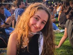 13-year-old Broadway star dies after severe asthma attack