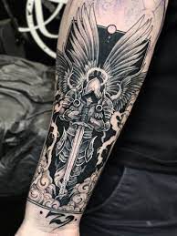 Twitter Tatouage Homme Style Tatouage Archange Tatouages Guerrier
