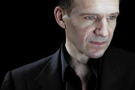 Ralph Fiennes HD wallpaper