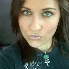 Yvette Hobbs's Instagram, Twitter & Facebook