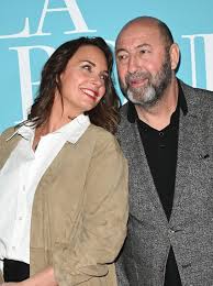 VIDÉO - Julia Vignali : la nouvelle activité très étonnante de son  compagnon Kad Merad