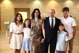 Explore tweets of naftali bennett בנט @naftalibennett on twitter. Lr Cswhcocty2m
