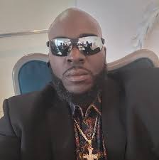 Derrick Herron's Instagram, Twitter & Facebook