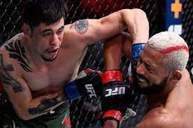 A professional since 2011, moreno is a former ufc flyweight title challenger and also competed at the legacy fighting alliance, where he was the lfa flyweight champion. Pecahkan Rekor Kebrutalan Deiveson Figueiredo Dan Brandon Moreno Diadu Ulang Tahun Depan Bolasport Com