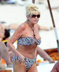 Best And Worst Celebrity Beach Bodies Okay Mostly Best Worst Celebrity Beach Bodies Ivana Trump Melania Trump Bikini