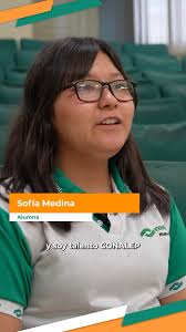 Talento CONALEP NL 🎨✨, Desde el Plantel Monterrey I, te presentamos a  Sofia una joven que transforma emociones en arte. 🧡, Estudia la carrera de  Artes Gráficas y ha encontrado en la pintura una forma ...