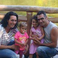 Dopo aver intrapreso la carriera di ballerina, a causa della sclerosi multipla è. Antonella Ferrari Antonellaferrari Profil Pinterest