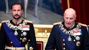 Norwegian post ship route with kong harald. Militaer Grad Kongebloggen Kjell Arne Totland