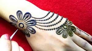 Stylish Jewellery Mehndi Design For Backhands Thought Of Creation Https Mehandidesignsimpl In 2020 Simple Henna Designs Hand Henna Designs Hand Mehndi Art Designs