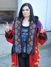 Jessie J Wraps Up Warm In A Strange 1960s Style Coat Daily Mail Online