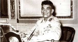 ولد محمد نجيب بالسودان بساقية أبو العلا بالخرطوم، لأب مصري وأم مصرية سودانية الأصل اسمها «زهرة محمد عثمان»، اسمه الكامل محمد نجيب يوسف قطب القشلان، يوجد تضارب حول تاريخ ميلاده، حيث أن التاريخ الرسمي لدى التسنين الذي. Ø§Ù„Ø£ÙŠØ§Ù… Ø§Ù„Ø£ÙˆÙ„Ù‰ Ù„Ù…Ø­Ù…Ø¯ Ù†Ø¬ÙŠØ¨ Ø¨Ù‚ØµØ± Ø§Ù„Ø­ÙƒÙ… Ø¨Ø¹Ø¯ Ø«ÙˆØ±Ø© ÙŠÙˆÙ„ÙŠÙˆ Ù…ØµØ± Ø§Ù„ÙˆØ·Ù†