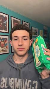 Larry Mouse's Instagram, Twitter & Facebook