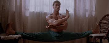 Van damme, 60, was in the wrong place at the wrong time while visiting an optician. Er Hat Es Immer Noch Drauf Jean Claude Van Damme Prasentiert Seinen Kickboxer Tanz Kino News Filmstarts De