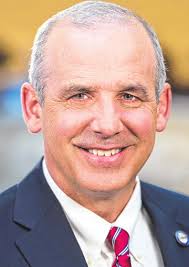 A Lady Justice statue