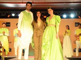 Sparks fashion academy founded in 2013 with a vision to be indonesia's leading complementary fashion education and entrepreneurship through innovative and effective programs to contribute to. Bachelor Of Fashion Design Course Degree In Mumbai Itm College