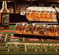 Casino Style Whiskey Decanter Set - 50.7oz With 4 Dice Glasses (Gift For  Men, Bourbon Lovers)