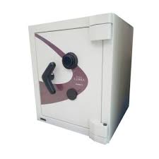 Blibli jual brankas terbaik dengan mencantumkan daftar harga beserta jenis brankas yang cocok digunakan, sehingga anda dapat memilih brankas rumah & kantor yang sesuai dengan kebutuhan anda. Daftar Harga Brankas Dokumen Uang Tanam Terbaru 2020 Blibli Com