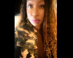 Connie Keeling's Instagram, Twitter & Facebook