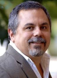 Officials appoint new dean for Luskin School