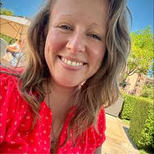 Recipe: Tanchi Labona Tanchi Labona is a traditional Choctaw dish made with  hominy and pork, creating a hearty and nourishing meal that has been  enjoyed for generations. Ingredients: 2 cups dried white