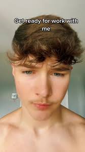 Corey Henley's Instagram, Twitter & Facebook