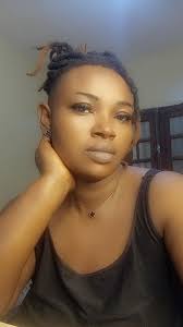 Wishing a good night to friends