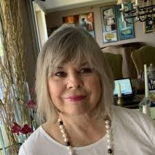 Natalie Ivey's Instagram, Twitter & Facebook