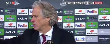 Morato, jovem central brasileiro do benfica. Jorge Jesus Se Revolta Em Entrevista Apos Benfica Empatar Com Arsenal E Vira Meme Assista Jovem Pan