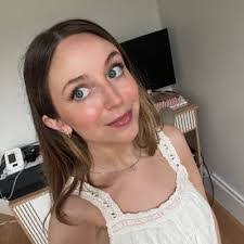 Alyssa Kohler's Instagram, Twitter & Facebook