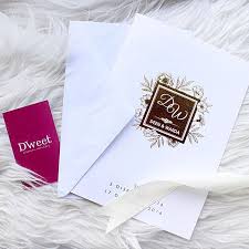  Berkonsepkan Floral Berlatarkan Warna Putih Dan Emas Menampakkan Mood Classy Si Pengundang Majlis Dweetcard Aclebrateofsweetstory