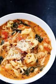 Creamy Tuscan Garlic Tortellini Soup Is So Easy To Make And One Of The Best Soups That You Will Make T Tortellini Soup Recipe Garlic Tortellini Delicious Soup